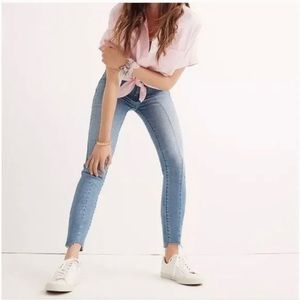 Madewell 9” High Rise Skinny Seamed Step-Hem Jeans Light Wash size 28